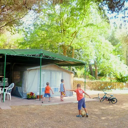 Semesterpark Camping Village California *